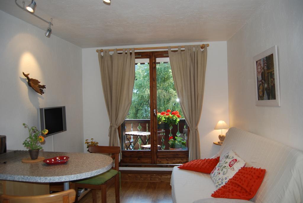 Apartment Courmayeur Chamonix Chambre photo